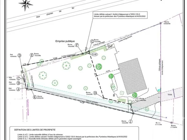 Terrain 518 m²