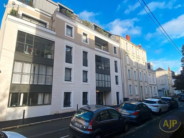 Appartement 4 pièces 77 m²