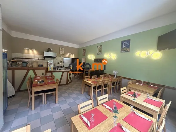 Fonds de commerce 110 m²