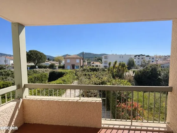 Appartement deux pièces proche plage des Lecques