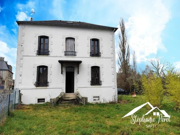 Charmante maison familiale au coeur de Sornac : calme, nature et potentiel d'aménagement au rendez-v