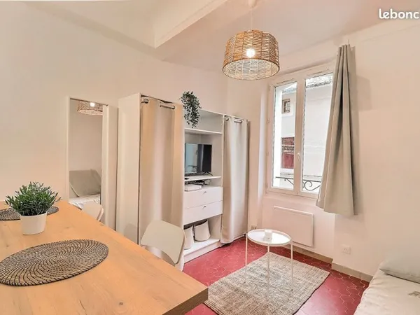 Appartement 1 pièce 18 m²