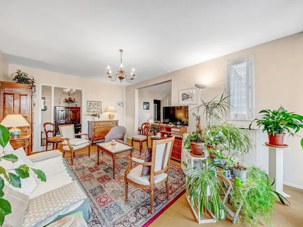 Exclusivité Appartement 2 chambres -balcon-parking et cave proche du centre-ville-Secteur Boucicaut