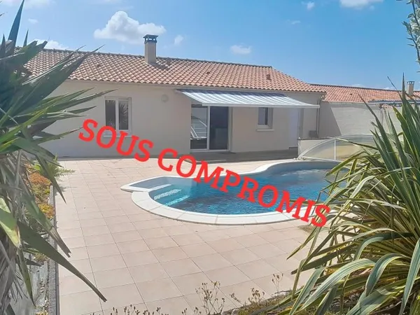 Maison 5 pièces 119m², piscine, panneaux solaires