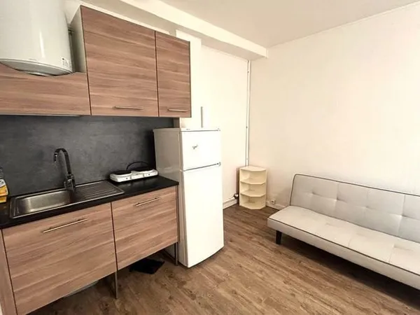 Studio 1 pièce 17 m²