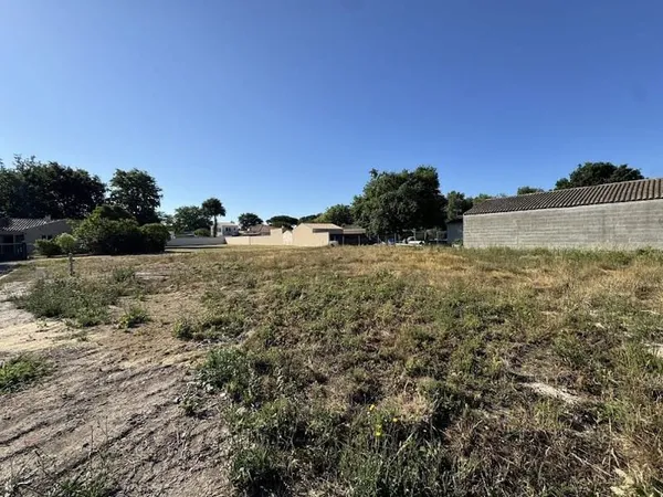 Terrain 464 m²
