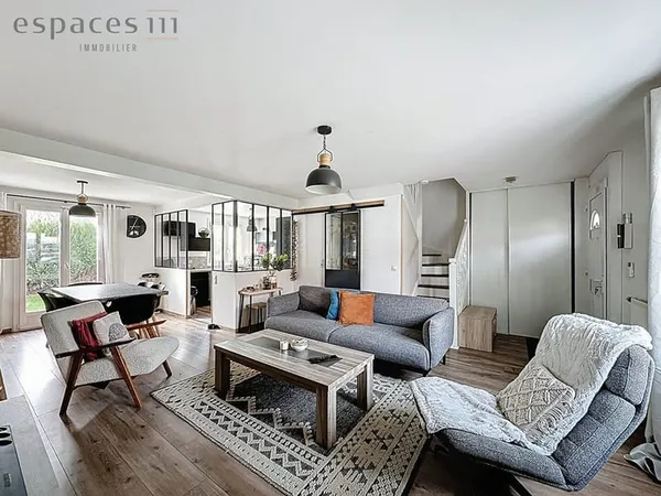 Maison Plaisir 6 pièce(s) 113 m2
