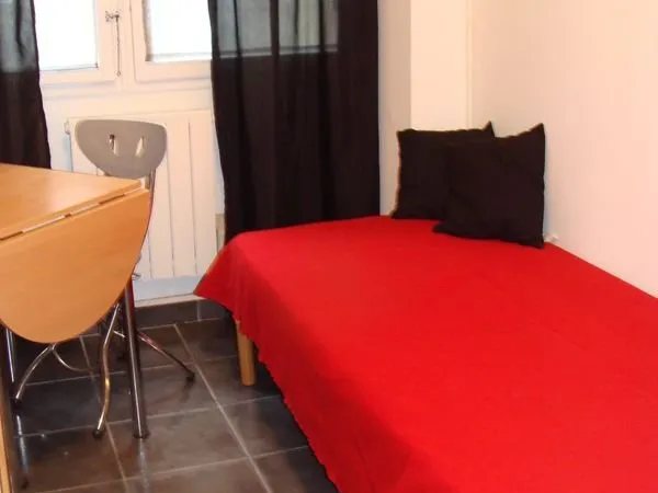 Joli studio meuble residence securisee