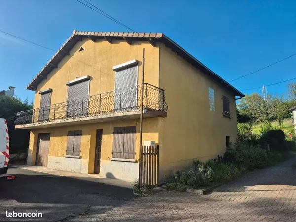 Maison 196 m² avec vue sur le Puy de Dôme - Terrain 1120 m² - Blanzat