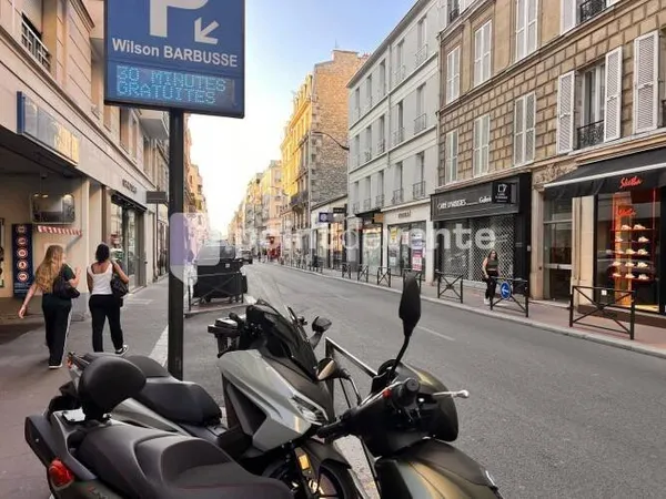 Local commercial 50 m²
