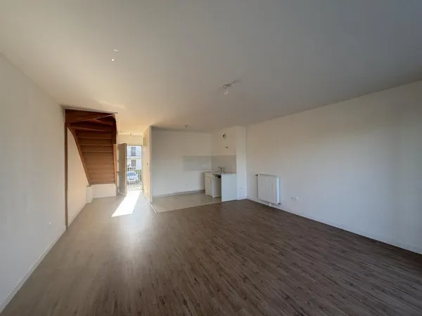 Vends appartement récent - 77.3m² - 4 pièces, 3 chambres - Saint-Ouen-l'Aumône 95310