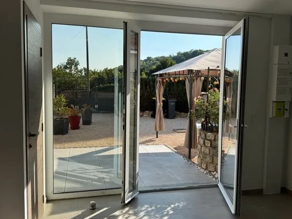 Appartement de 60m2 avec cour et parking - rénové a neuf proche vesoul