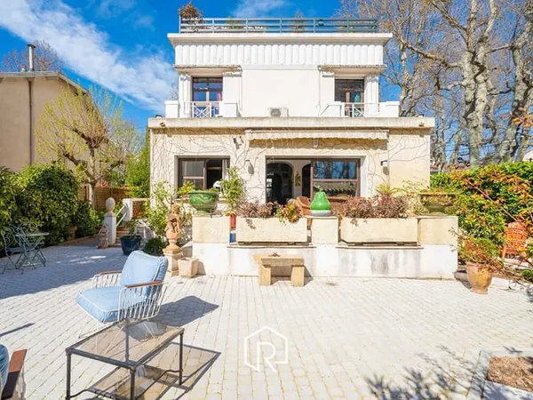 MAISON 5 PIECES SAINT BARNABE CENTRE 12EME