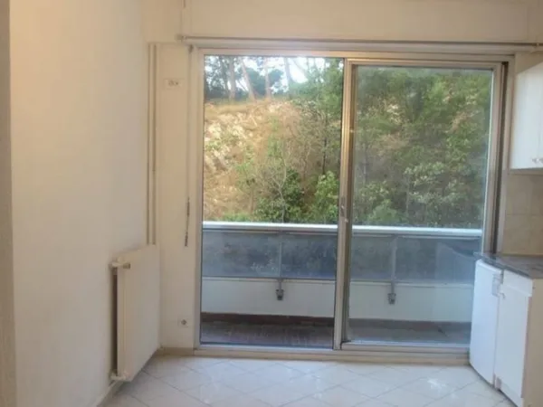 Appartement 1 pièce 14 m²