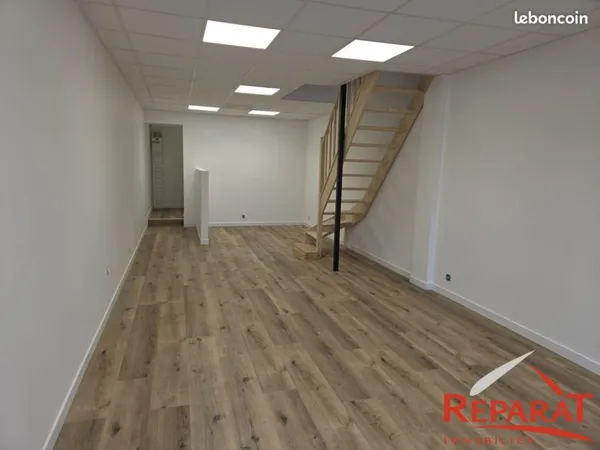 Local 80 m² Brive-la-Gaillarde