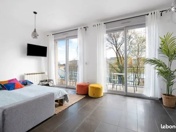 T2 meublé clé en main vue Rhône + balcon - Lyon 2e, Bellecour - BAIL CIVIL