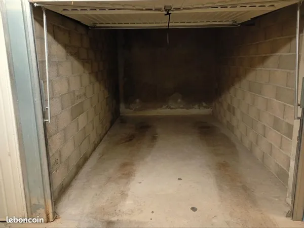 Box garage fermé