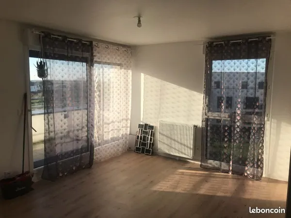 T2 43 m² + TERRASSE - CHARTRES - PROCHE GARE