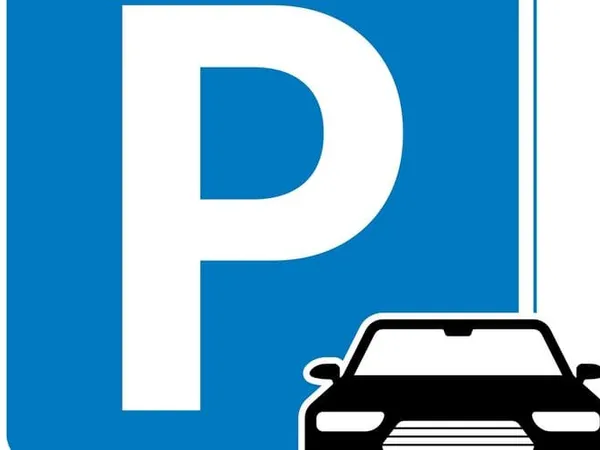 Parking/Garage