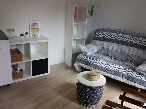 Studio meublé 14 m2