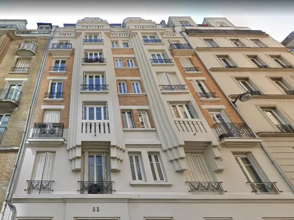 Location 2 PIECES VIDE 83 Rue Olivier de Serres