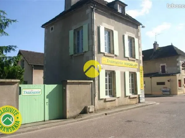 En BOURGOGNE, 220 km PARIS par Autoroute A5