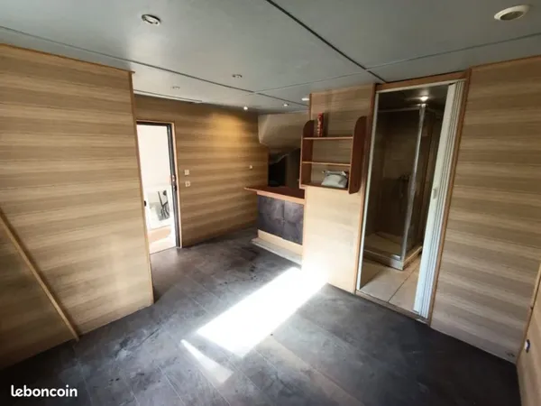 Studio rdc Pont de l'Etoile 18 m2