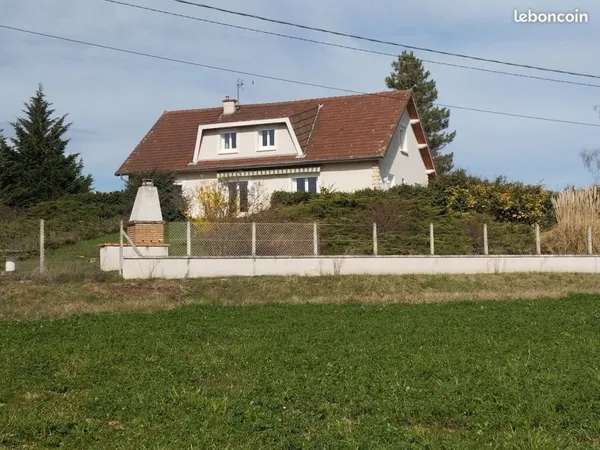 Maison avec terrain au calme avec vue dégagée