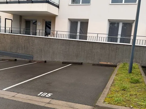 Place de parking sécurisée