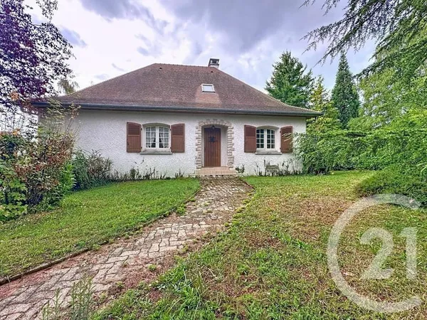 Maison 8 pièces 170 m²