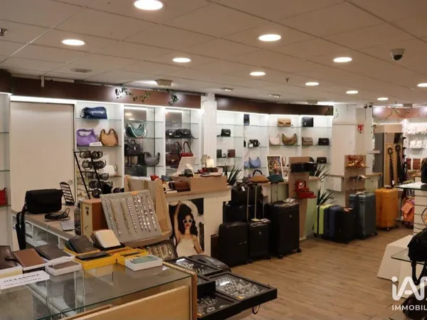 Vente Boutique/Local commercial 270 m²