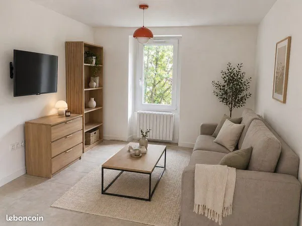 Grand Studio meublé 29m2 europole gare