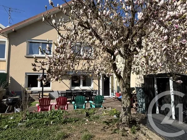 Maison 6 pièces 138 m²