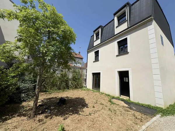 MAISON DE 120M2 HORS D'EAU HORS D'AIR