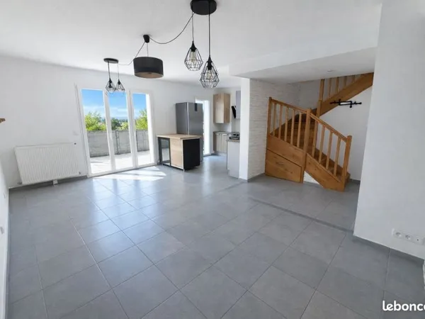 Duplex T4 lumineux et sans vis-à-vis