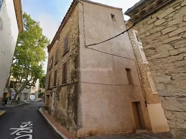 Propriété 5 pièces 96 m²