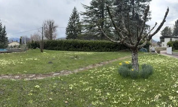 Terrain constructible 500 m²