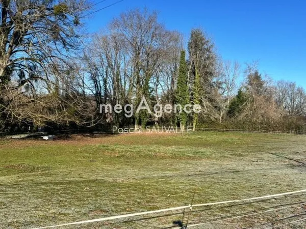 Terrain à bâtir de 1840m2