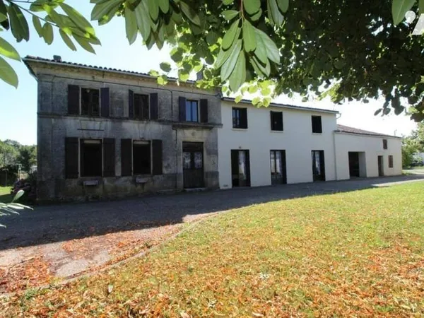 Maison 7 pièces 196 m²