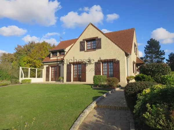 Maison 9 pièces 185 m²