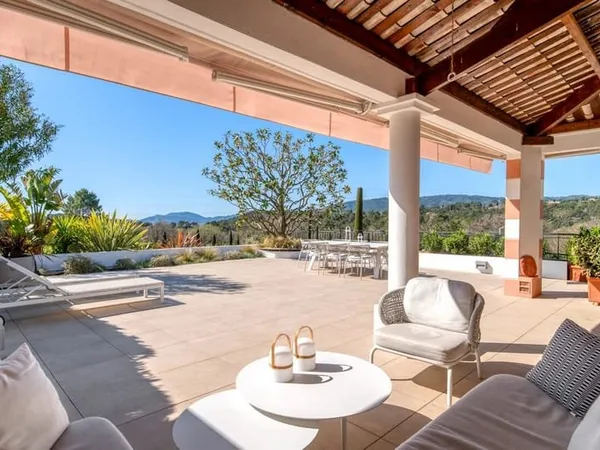 Maison 3 pièces 161 m²