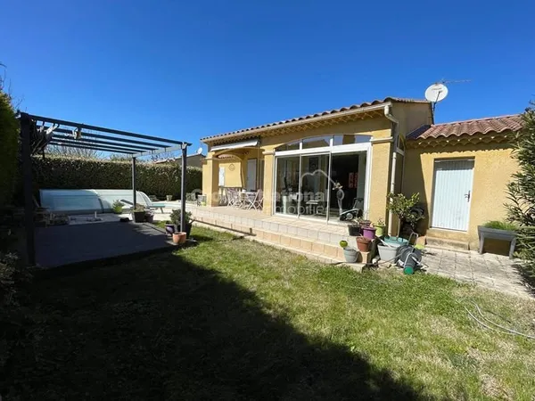 Maison de plain-pied 5 pièces 118 m²