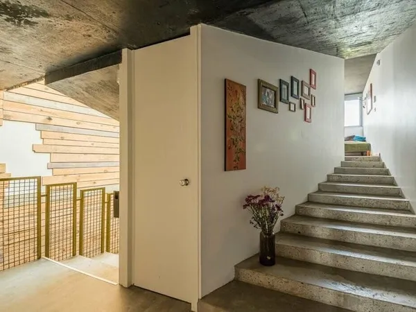 Bureau 200 m²
