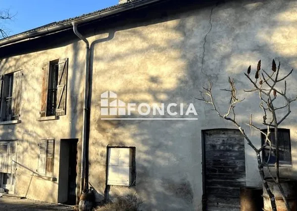 Ensemble immobilier avec fort potentiel