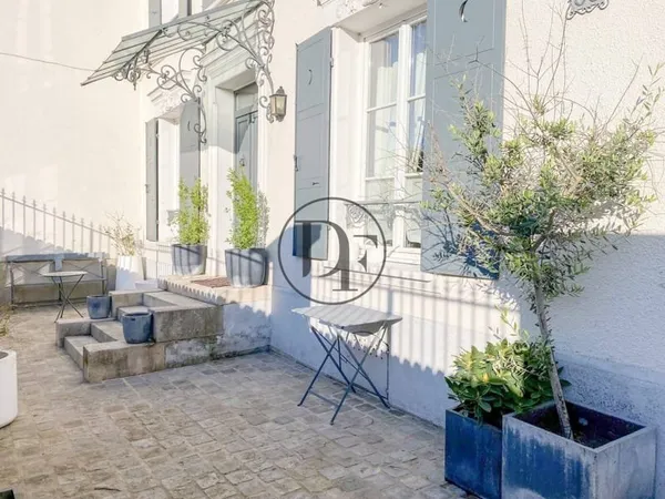 Maison 7 pièces 166 m²