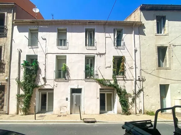 Bien immobilier de rendement Vente Sète  320m² 750000€