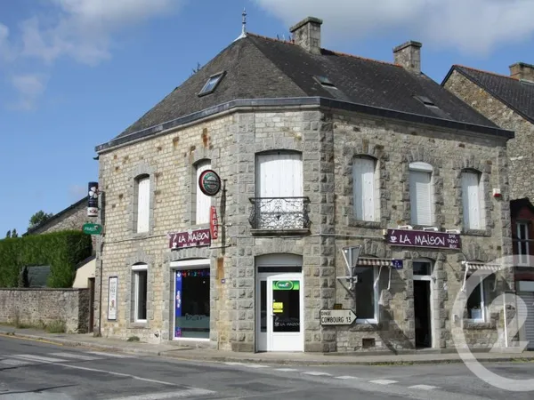Maison 12 pièces 300 m²