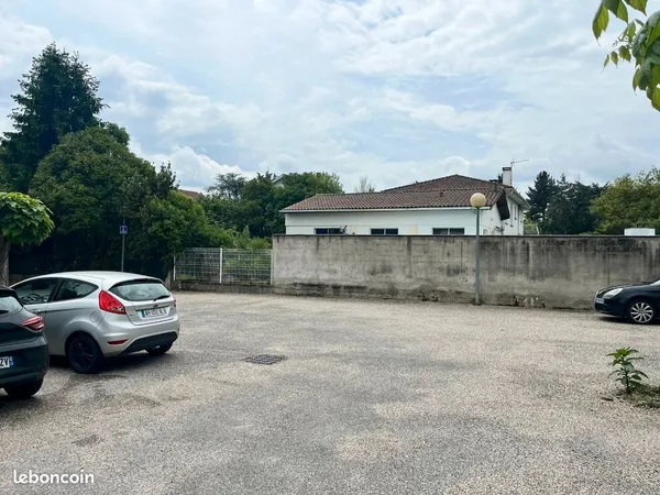 Parking privé