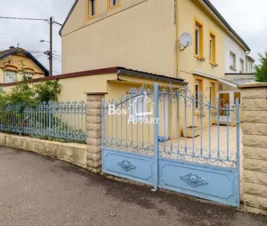 Maison 7 pièces 151 m²