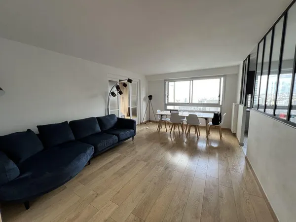 Bel Appartement de 5 pièce à la Défense